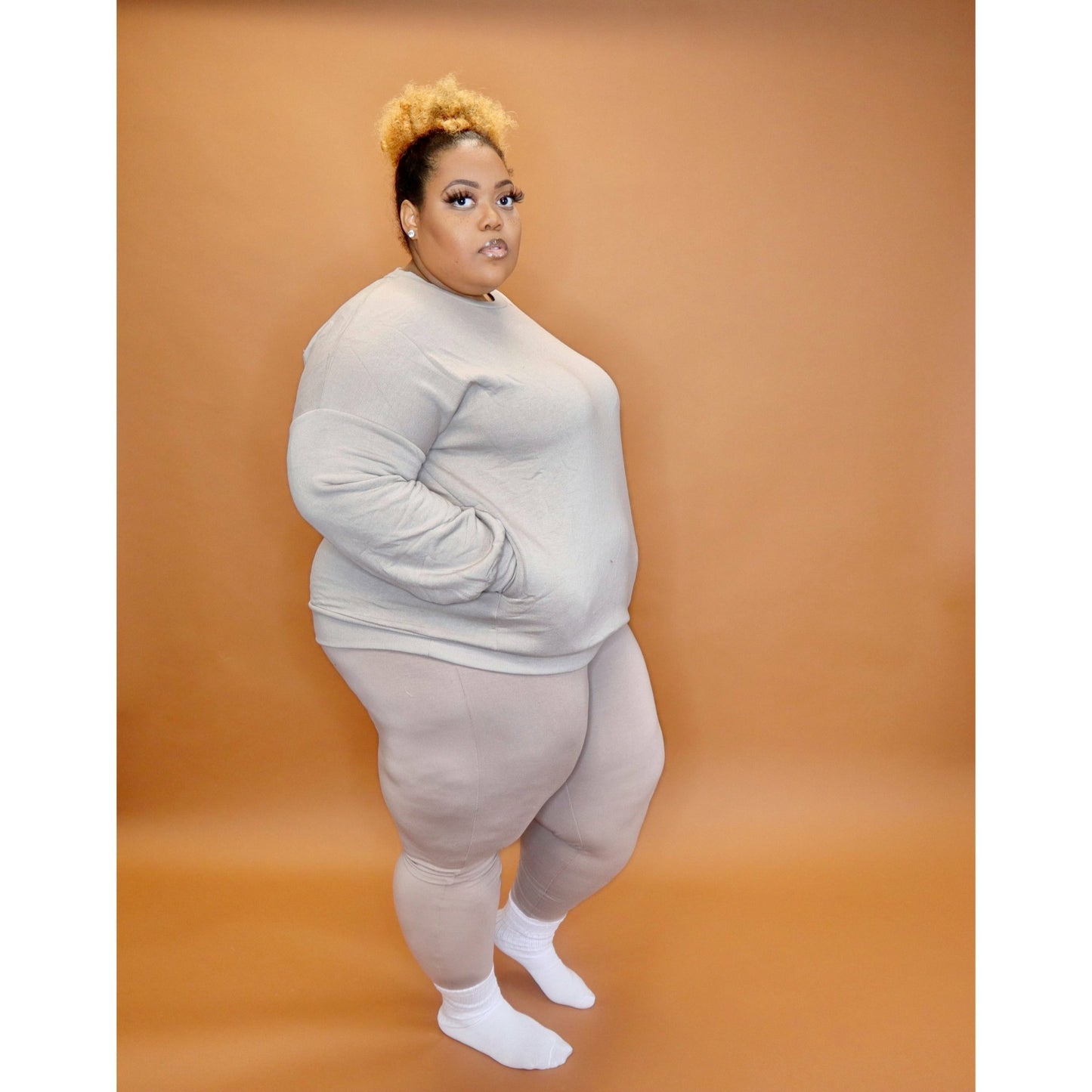 Khaki Pullover CURVY - Mad Swanky Kouture