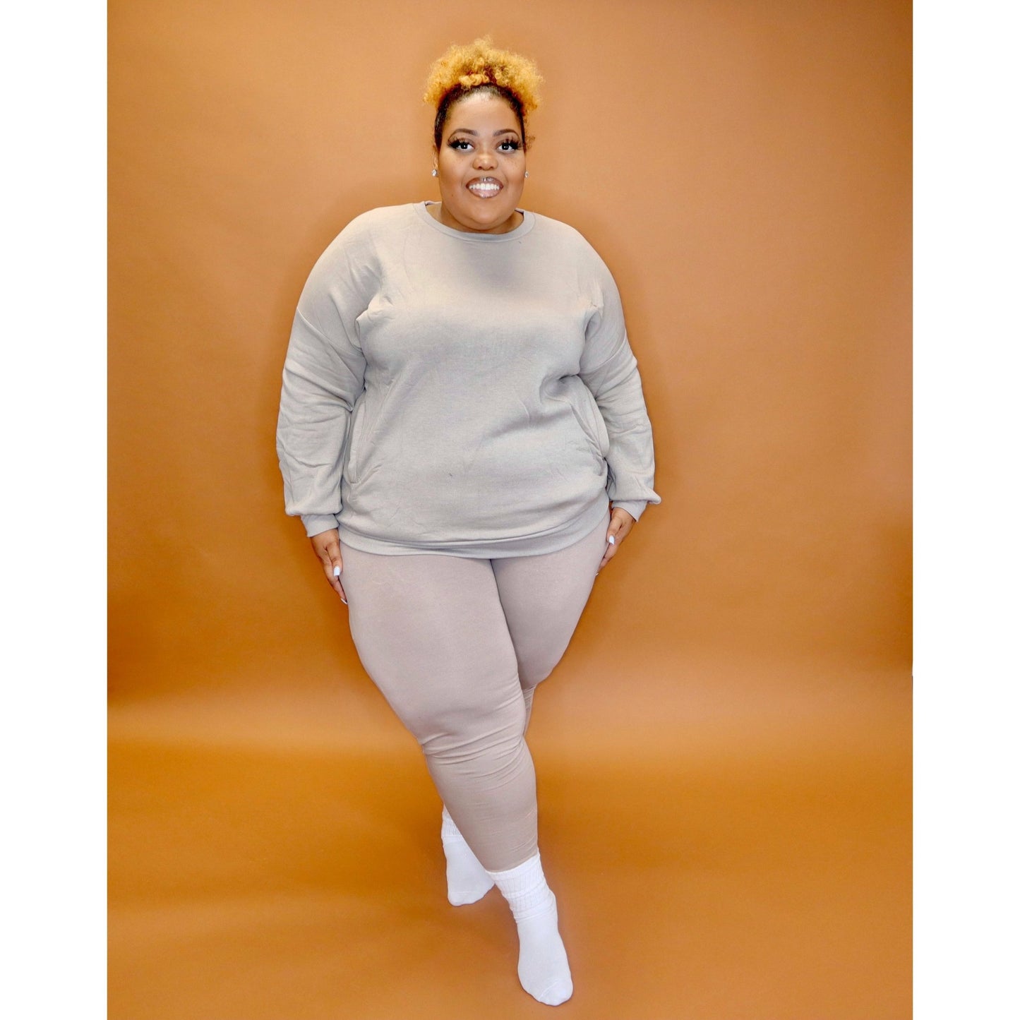 Khaki Pullover CURVY - Mad Swanky Kouture